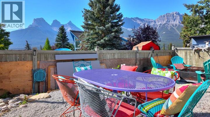 Property Photo: 46 Grotto Way AB T1W 1J9
