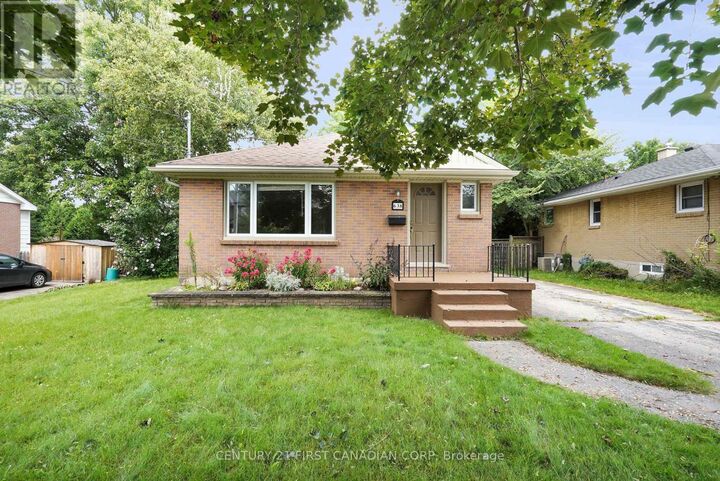 Property Photo: 638 Tennent Avenue Upper ON N5X 1L6