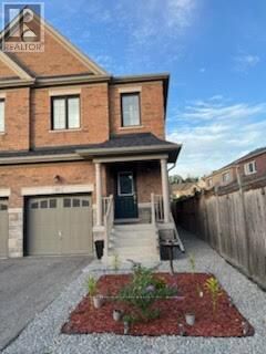 Property Photo:  15 Silver Charm Drive  ON L9N 0S5 