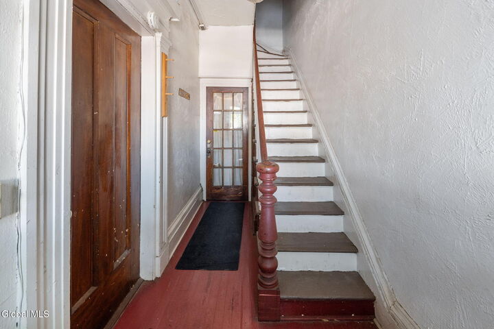 Property Photo:  128 Hamilton Street  NY 12207 