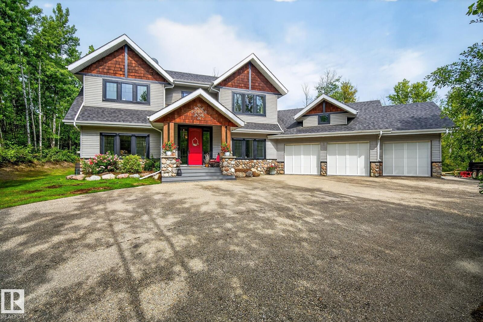 Property Photo:  54129 Rge Road 275 10  AB T7X 3S4 