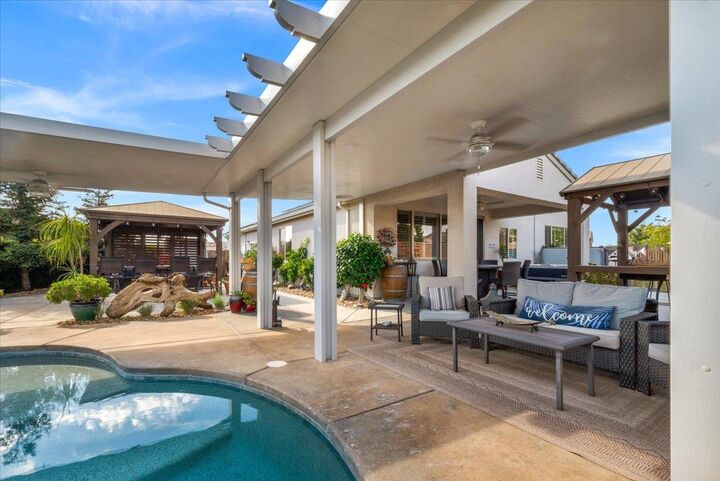 Property Photo: 1079 Skylar Lane CA 93730