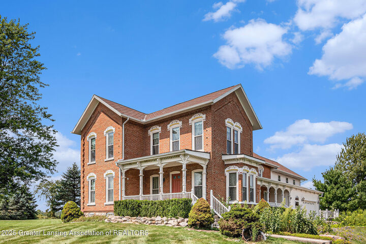 Property Photo: 2555 E Vermontville Highway MI 48813