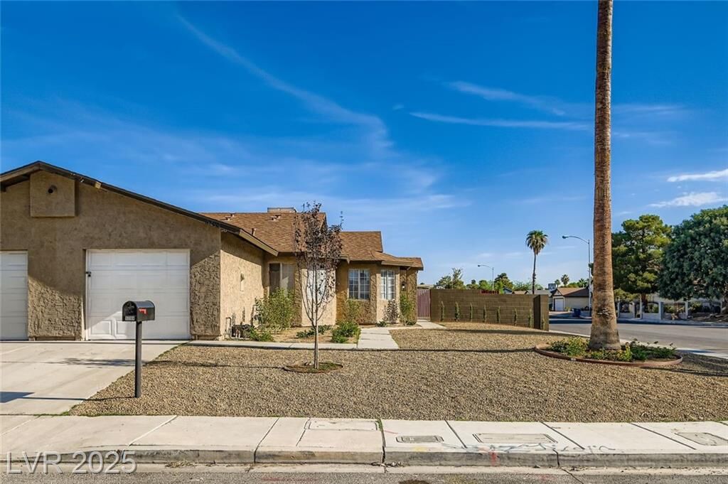 Property Photo: 5794 Sea Breeze Avenue NV 89110