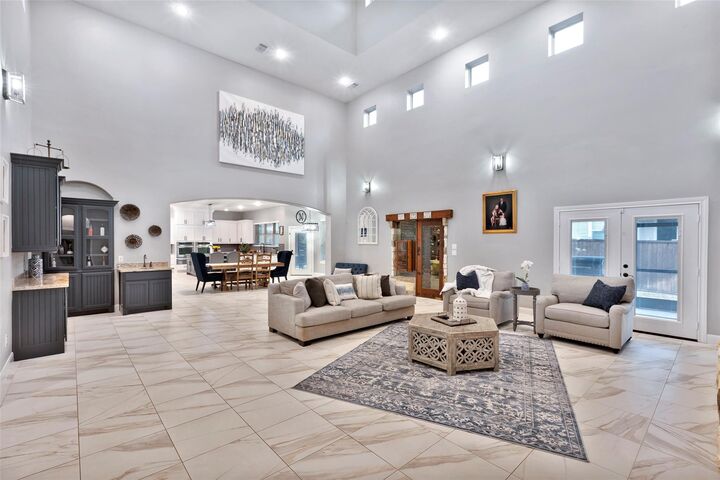 111 Pine Hill Lane  Montgomery TX 77356 photo