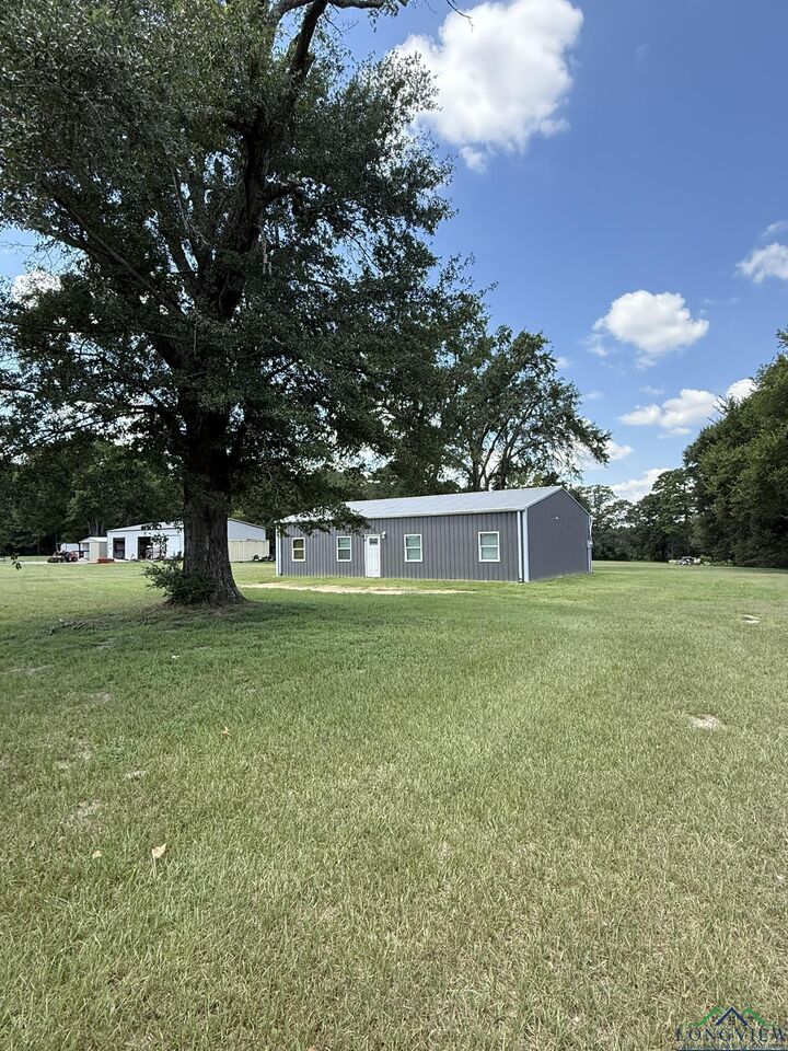 Property Photo: 9418 S State Hwy 155 TX 75755