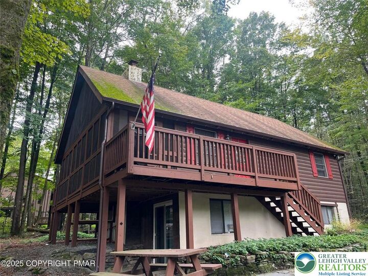 139 Lakeview Drive W  Lake Ariel PA 18436 photo