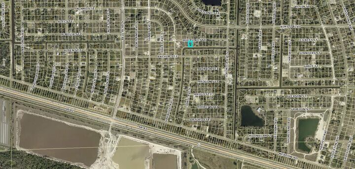 Property Photo: 848 Millpond Street E FL 33974