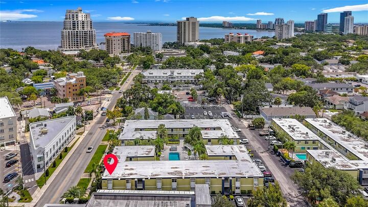 Property Photo:  1301 S Howard Avenue A6  FL 33606 