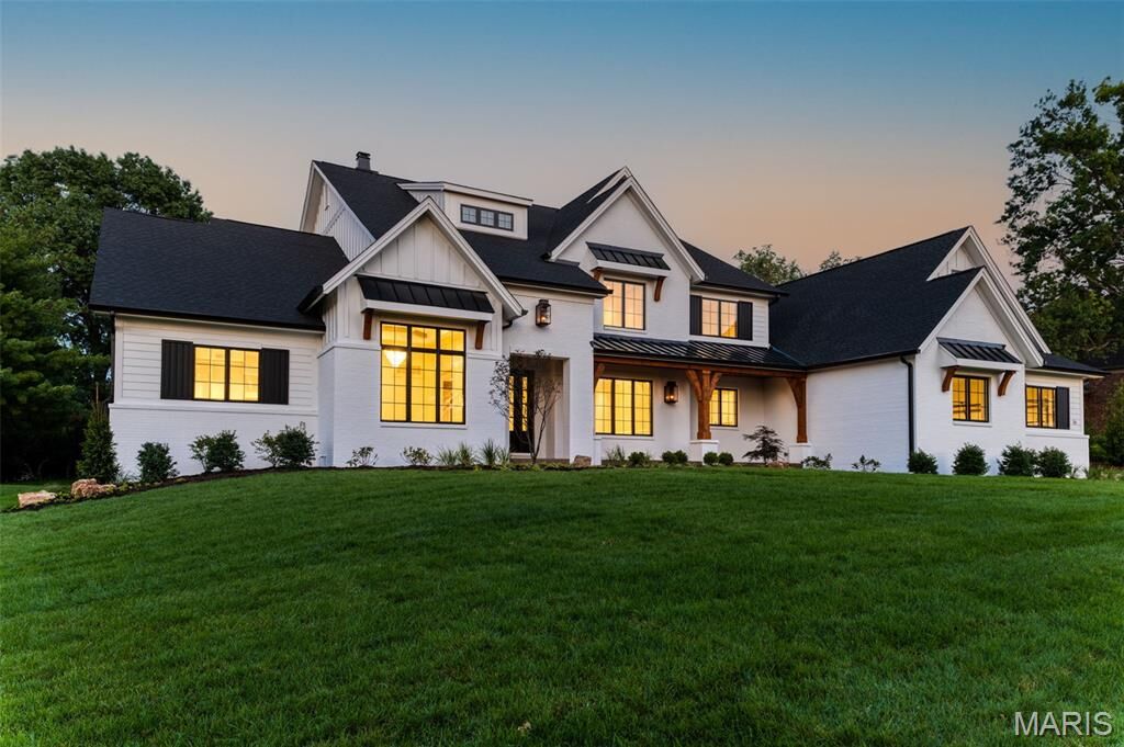 Property Photo:  Tbb Ballas Ridge Westchester Iv  MO 63131 