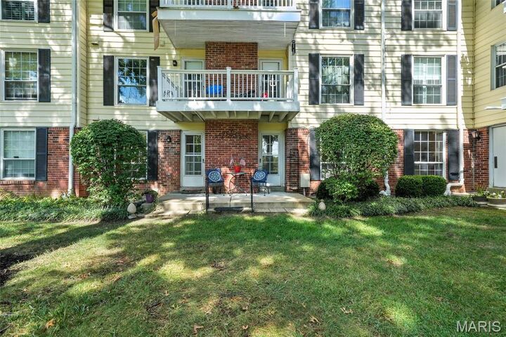 Property Photo:  1530 Bedford Forge Court 5  MO 63017 