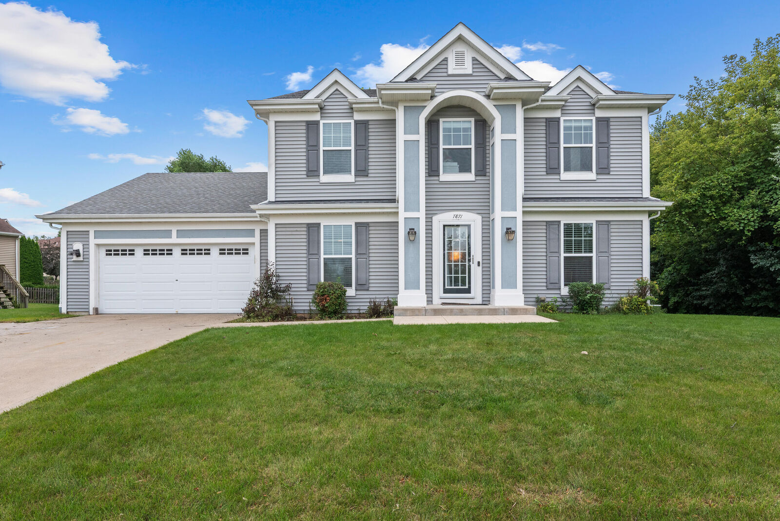 Property Photo: 7871 N 94th St WI 53224