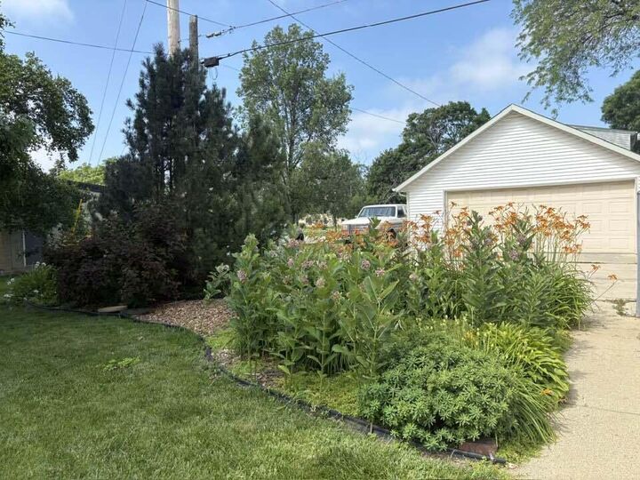 Property Photo: 3225 S 39th St WI 53215