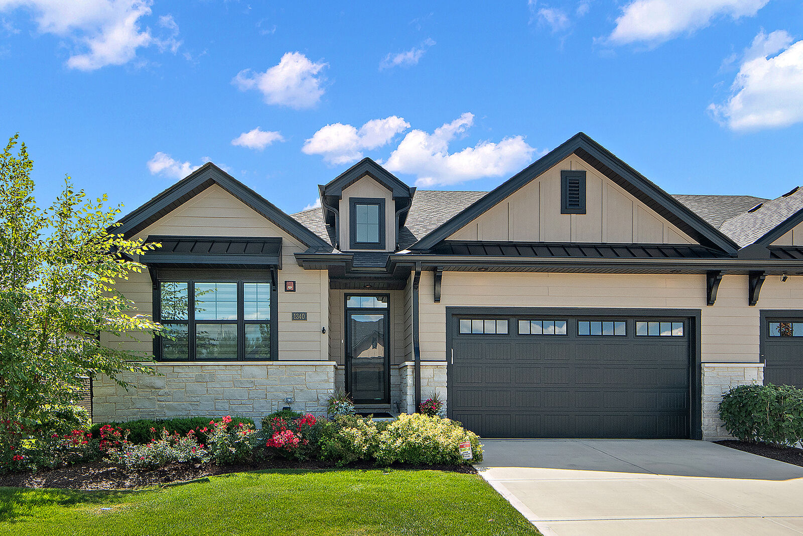 Property Photo:  1340 Lacoma Court  IL 60441 
