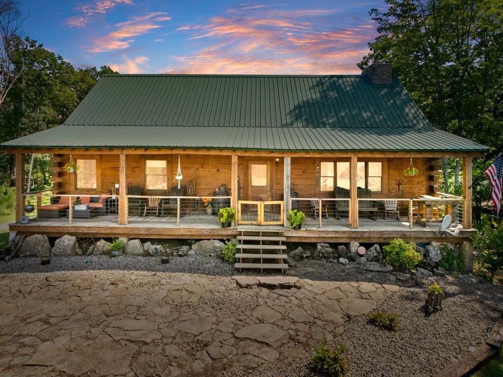 Property Photo:  487 Snow Hill Road  WV 24918 