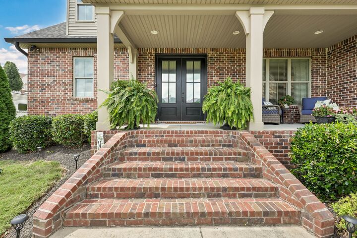 Property Photo: 4058 Oak Pointe Dr TN 37146