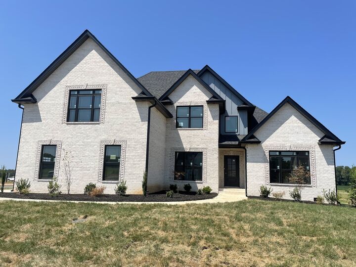 Property Photo: 1717 Oliver Park Blvd TN 37043