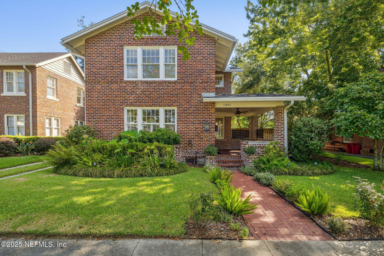 Property Photo: 1361 Challen Avenue FL 32205