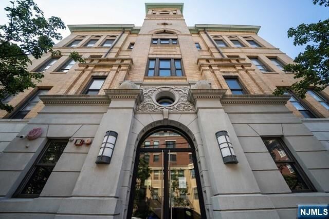 Property Photo:  80 Park Avenue 4A  NJ 07030 