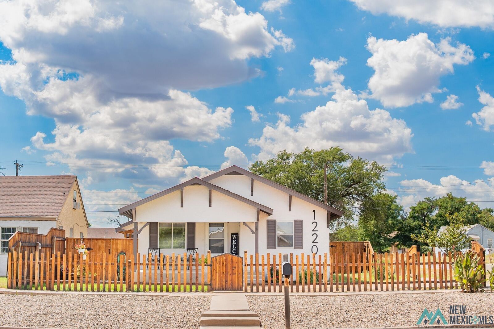 Property Photo: 1220 N Merriwether Street NM 88101