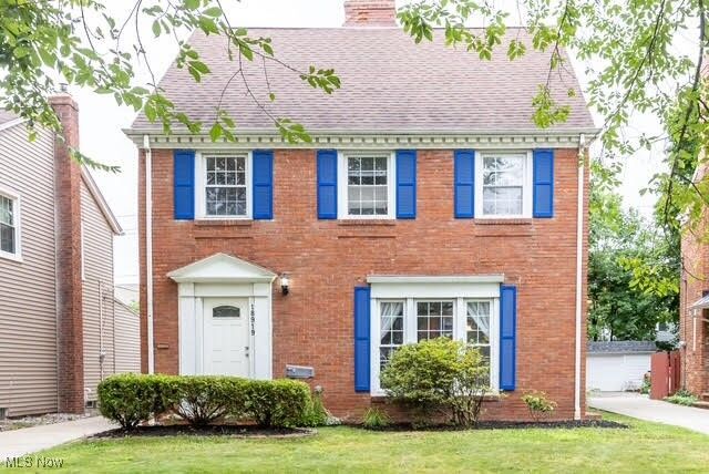 Property Photo: 18919 Scottsdale Boulevard OH 44122