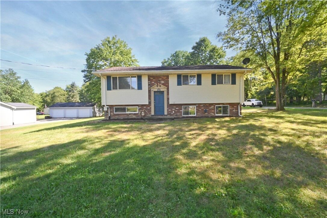 Property Photo:  5950 Mount Everett Road  OH 44425 