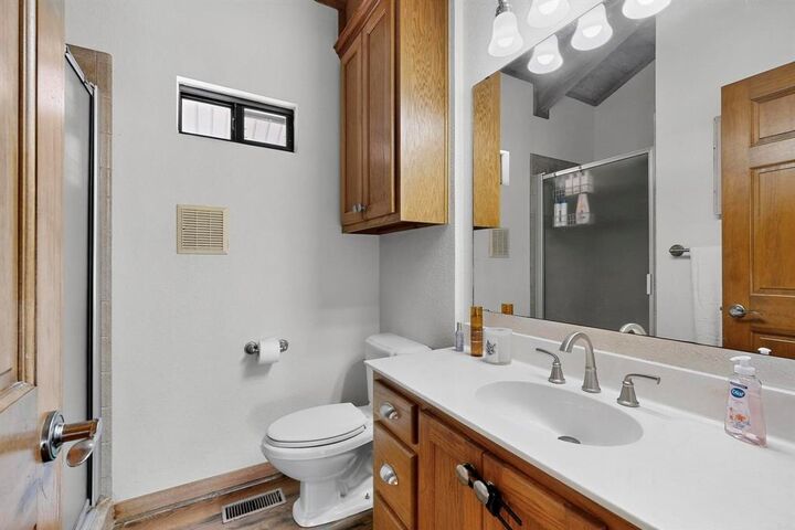 Property Photo: 438 Jay Kelley Lane TX 76270