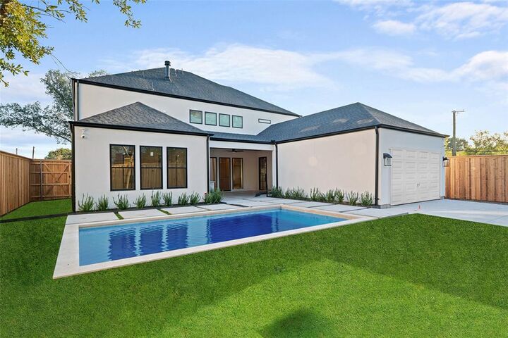 Property Photo: 3373 Townsend Drive TX 75229