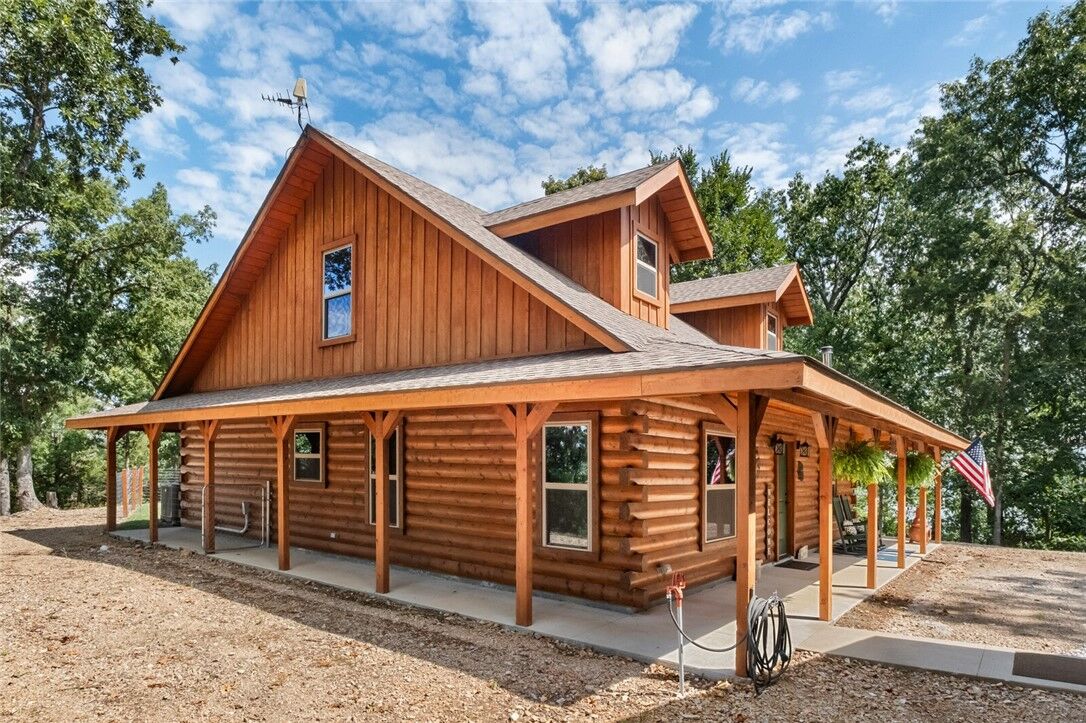 Property Photo: 10496 Billy Goat Bluff AR 72732