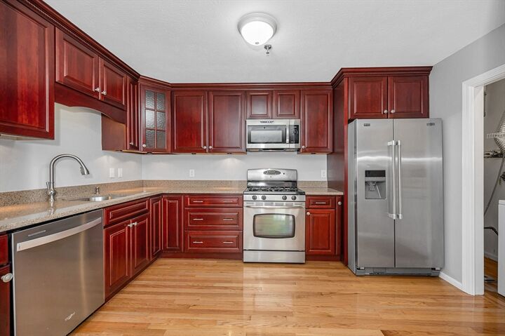 Property Photo:  13 Dallas Drive 109  MA 01826 