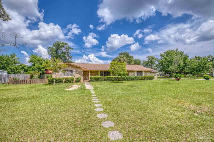 2800 N 18th Ave  Pensacola FL 32503 photo