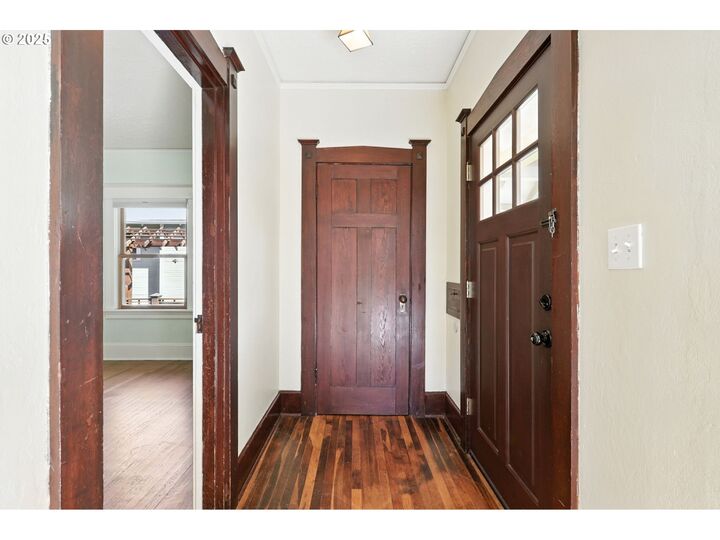 Property Photo: 2537 NE 50th Ave OR 97213