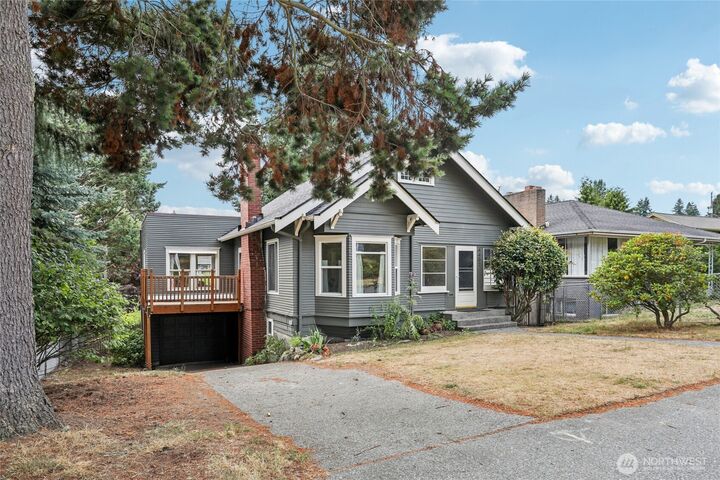 Property Photo: 4437 46th Avenue SW WA 98116