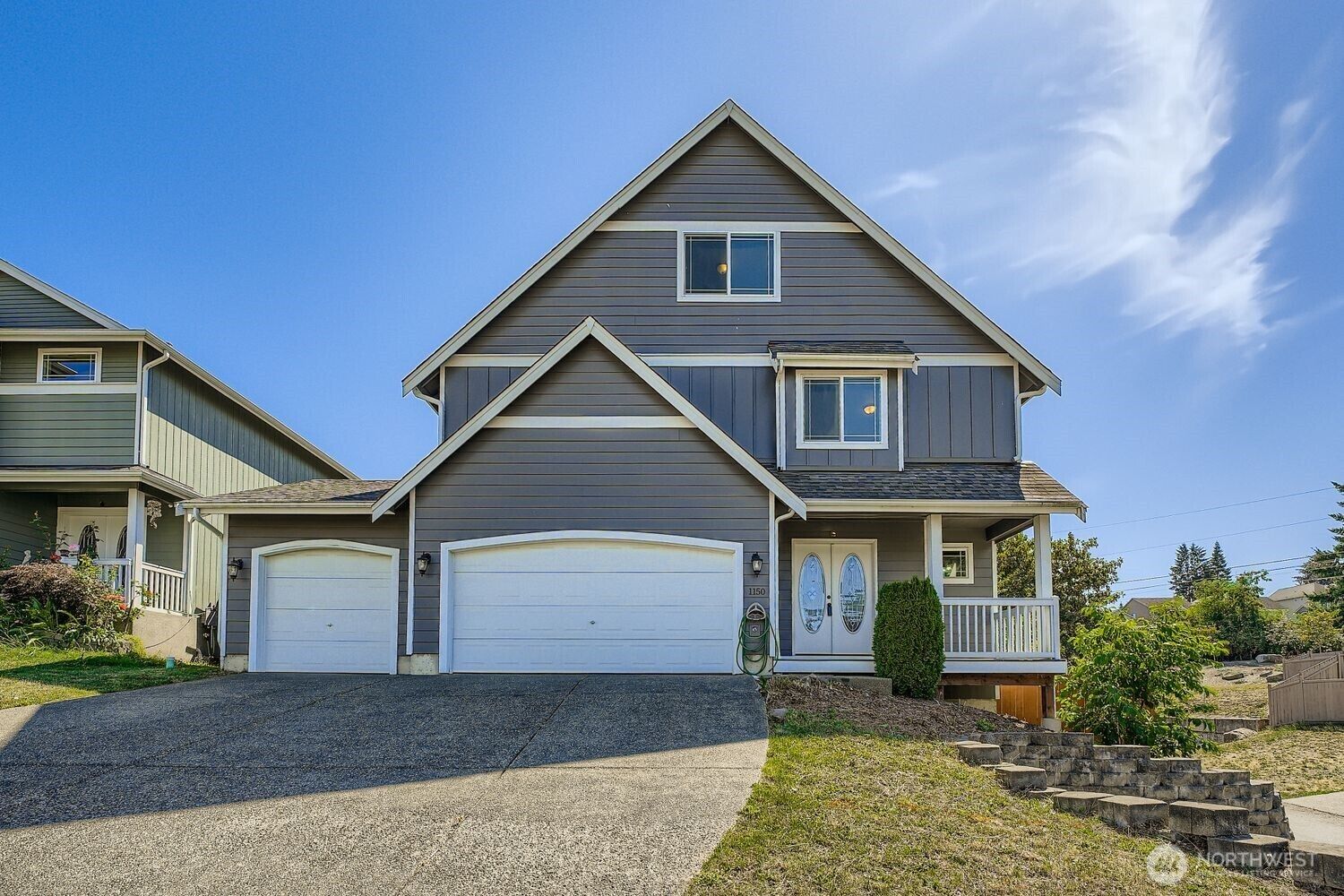 Property Photo:  1150  E 41st St  WA 98404 