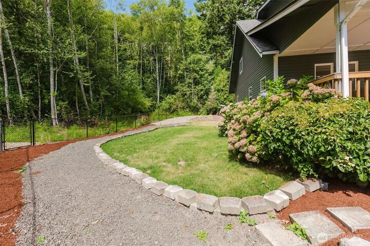 Property Photo: 1051 SW Pine Road WA 98367