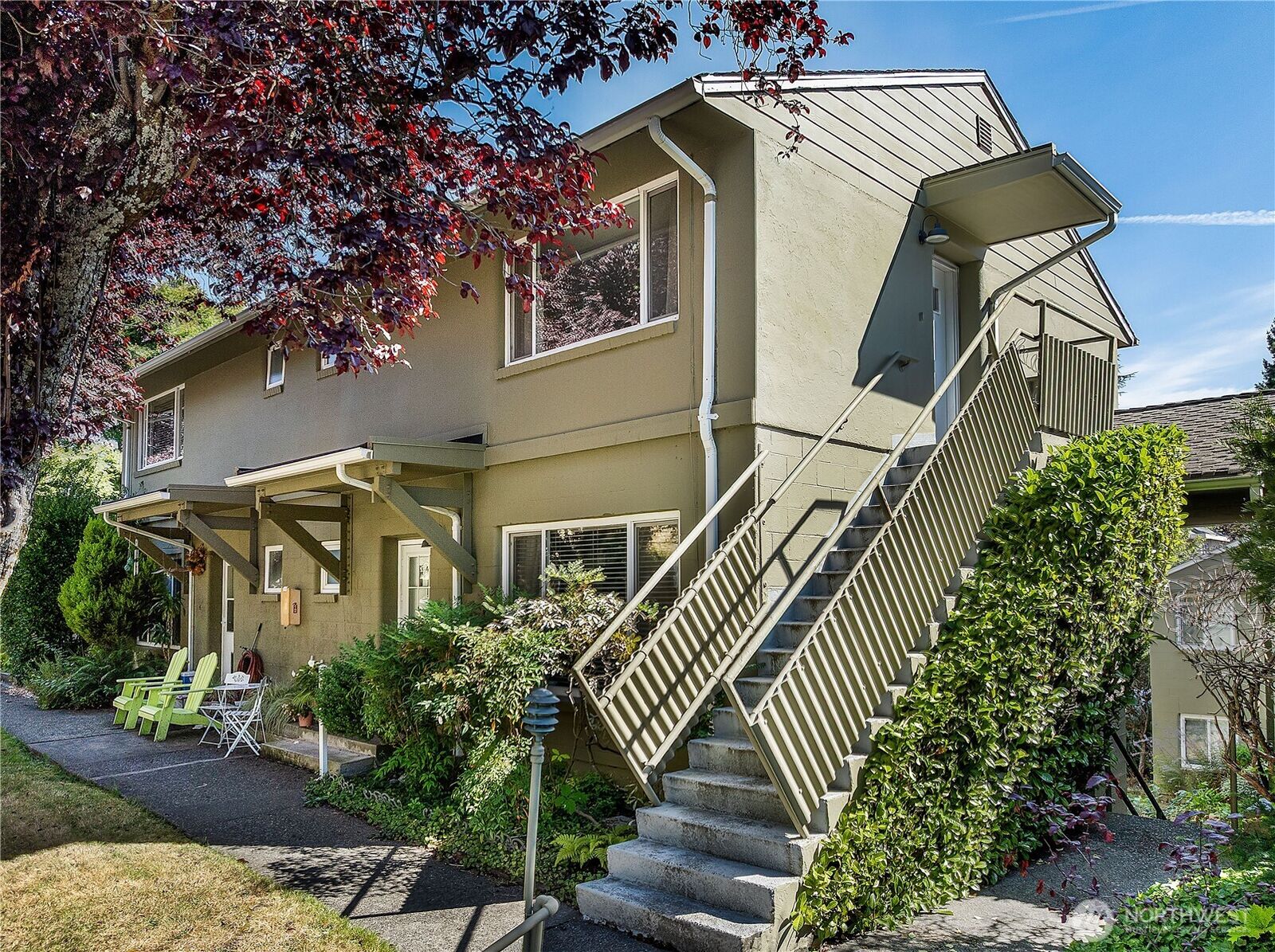 Property Photo: 4818 Terrace Drive NE WA 98105