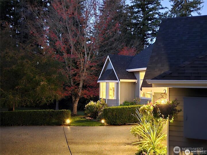 Property Photo: 11915 189th Avenue SE WA 98290