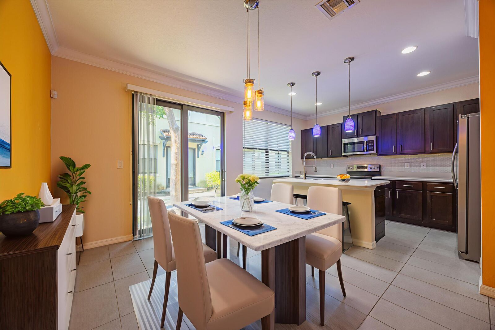 Property Photo: 1078 NW 33rd Manor FL 33064