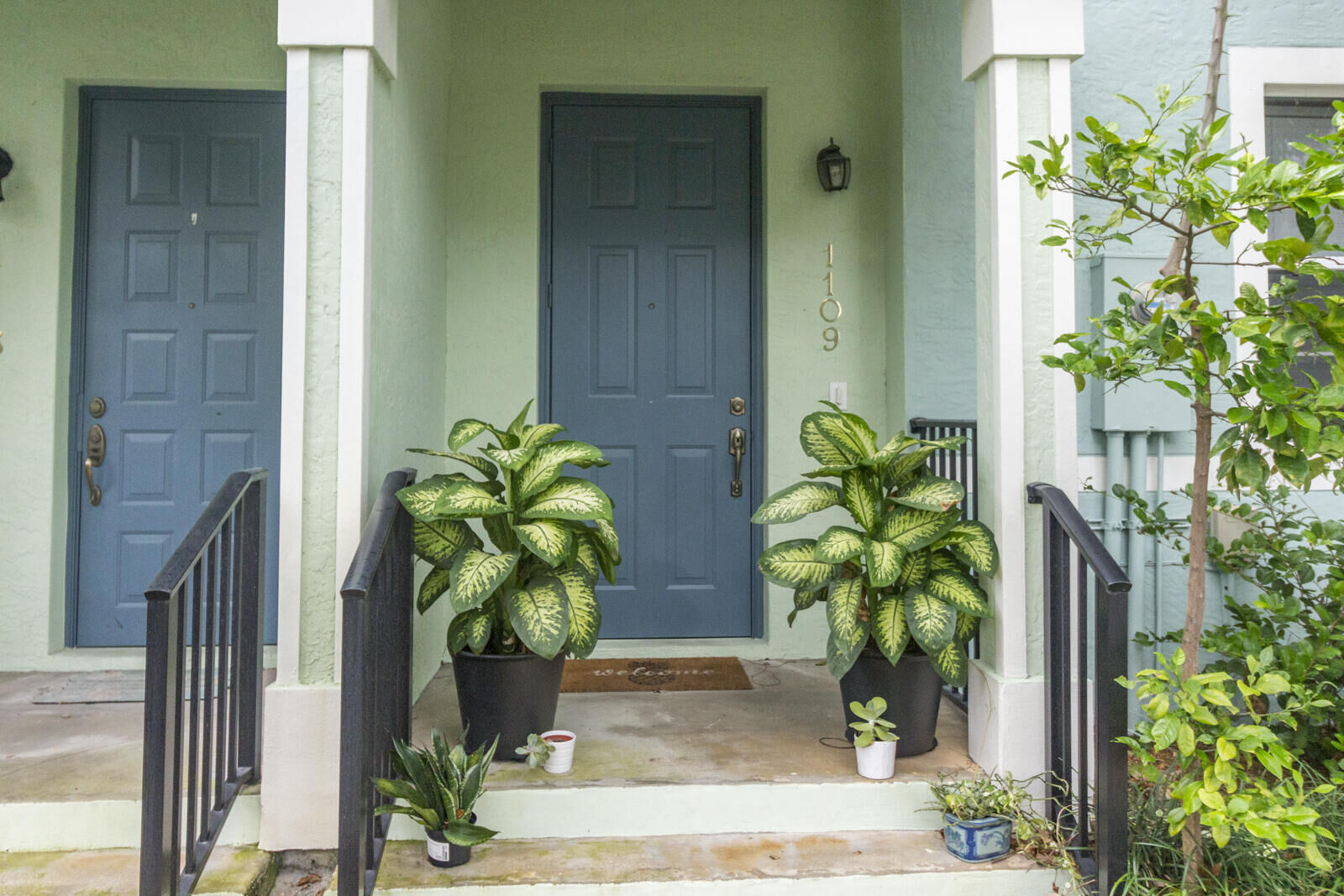 Property Photo: 1109 Florida Avenue FL 33401