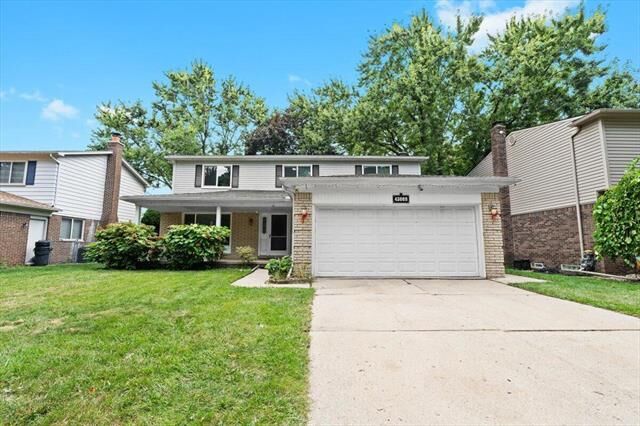 Property Photo: 43009 Arlington Road MI 48187