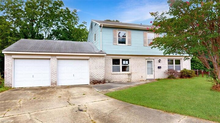 401 Maplewood Ct  Virginia Beach VA 23452 photo