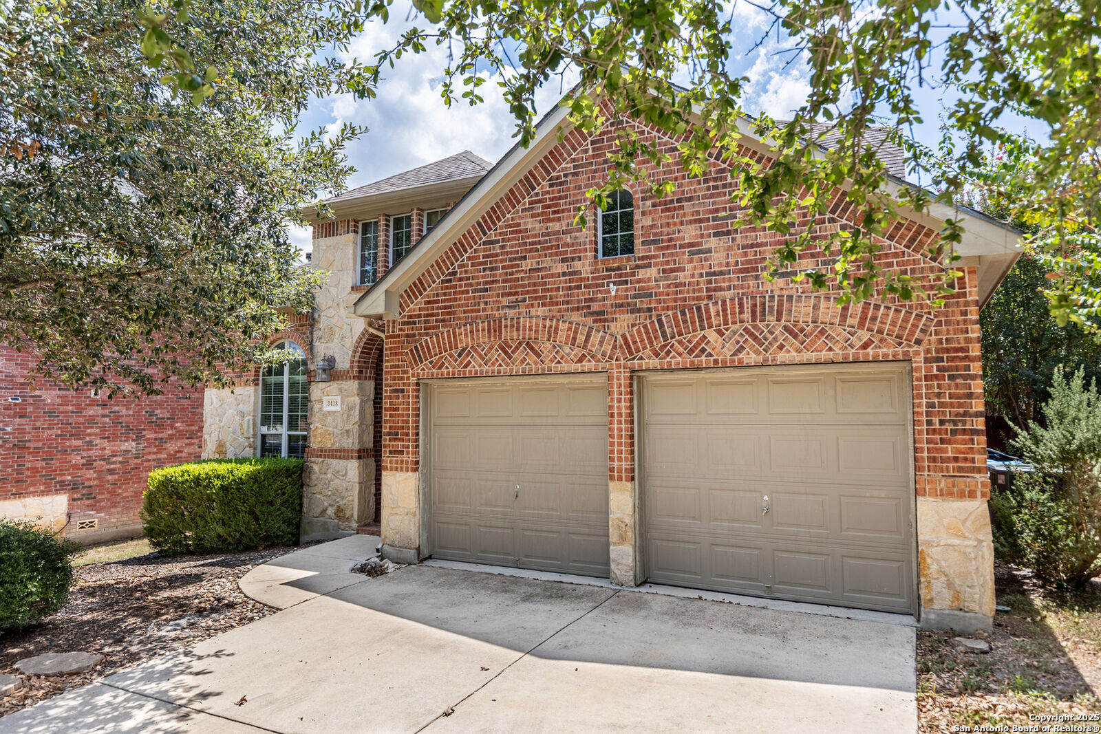 Property Photo:  3418 Highline Trail  TX 78261 