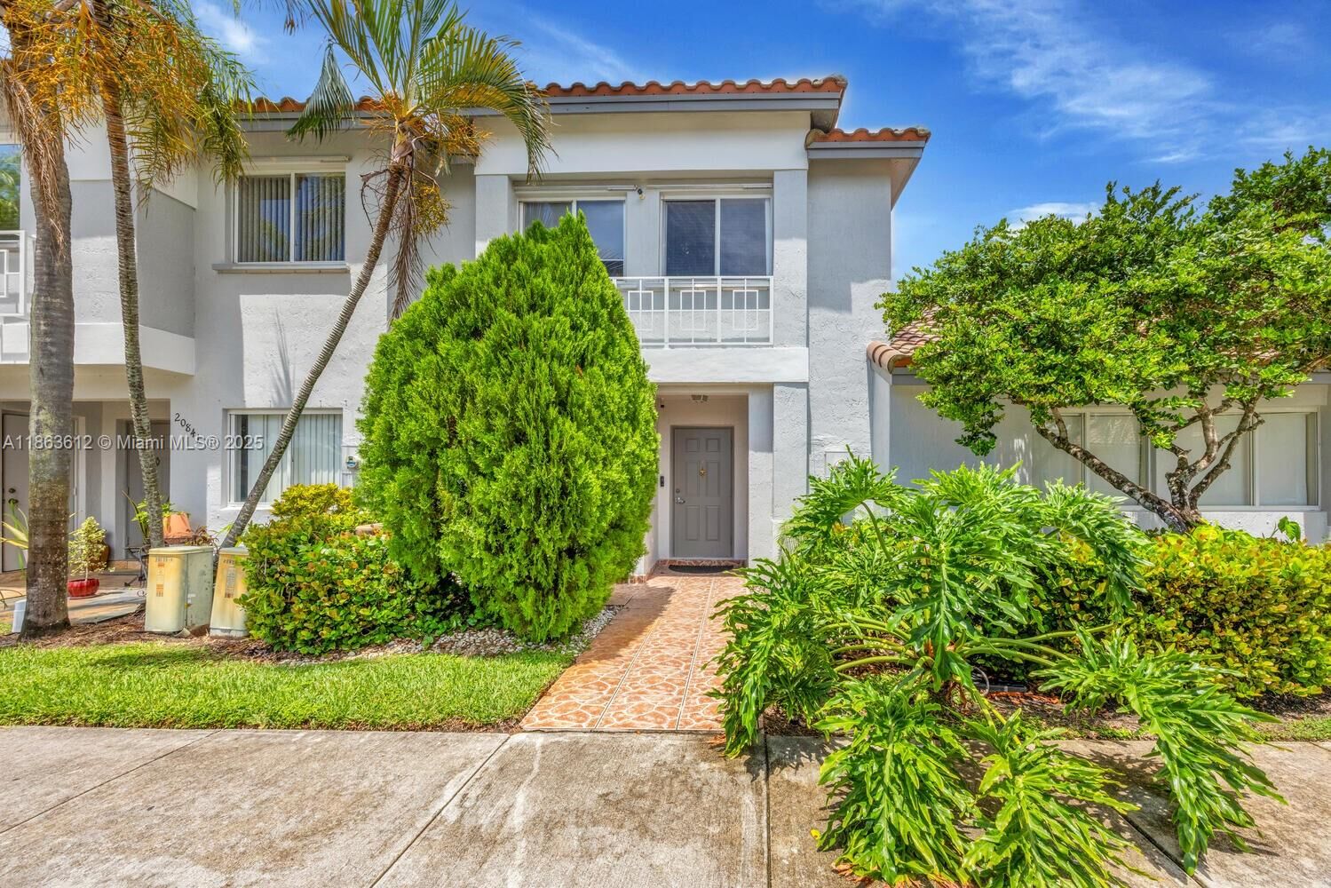 Property Photo:  20839 NW 4th St  FL 33029 
