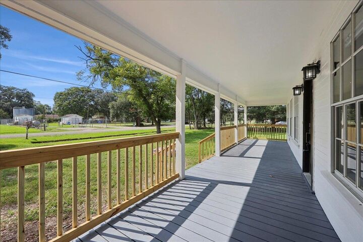 Property Photo: 15525 Main St TX 77622