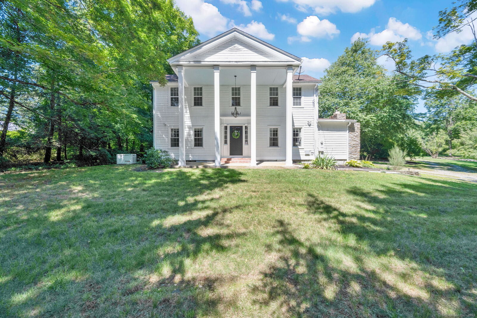 Property Photo:  253 Mashamoquet Road  CT 06259 