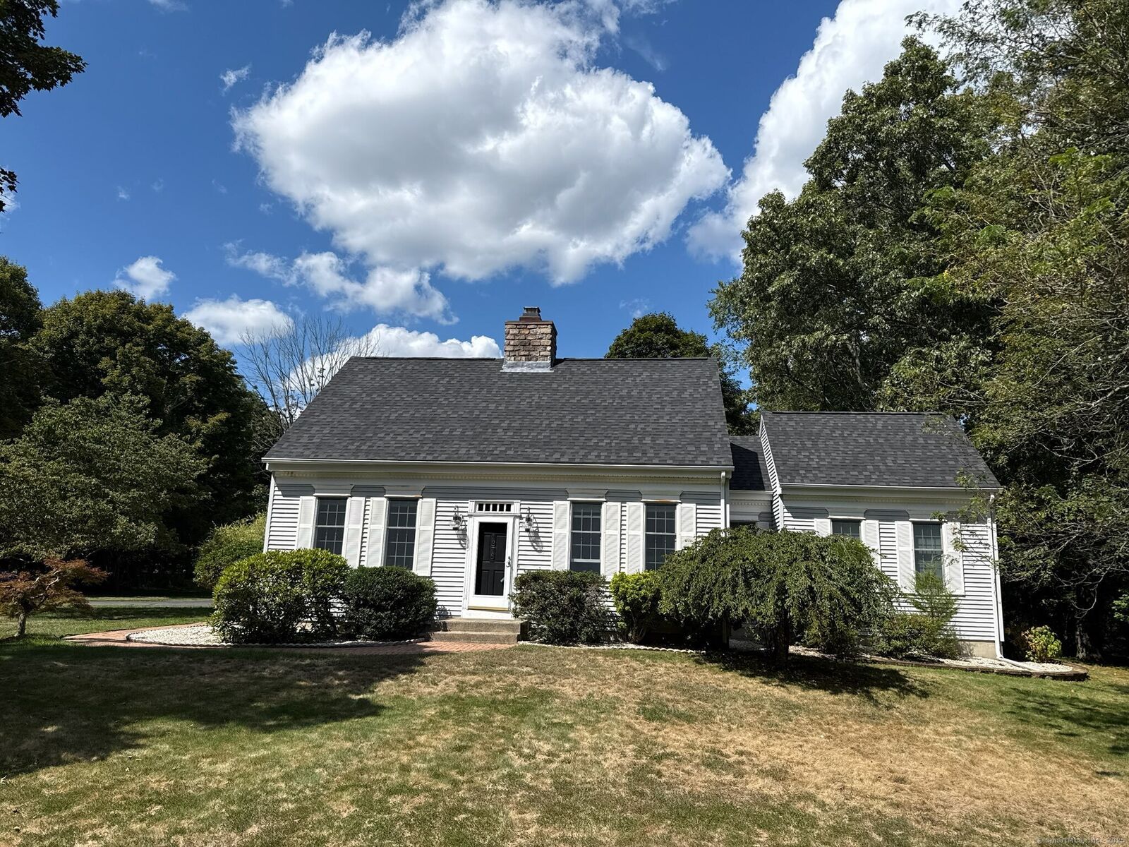 Property Photo: 1278 Cheshire Street CT 06410