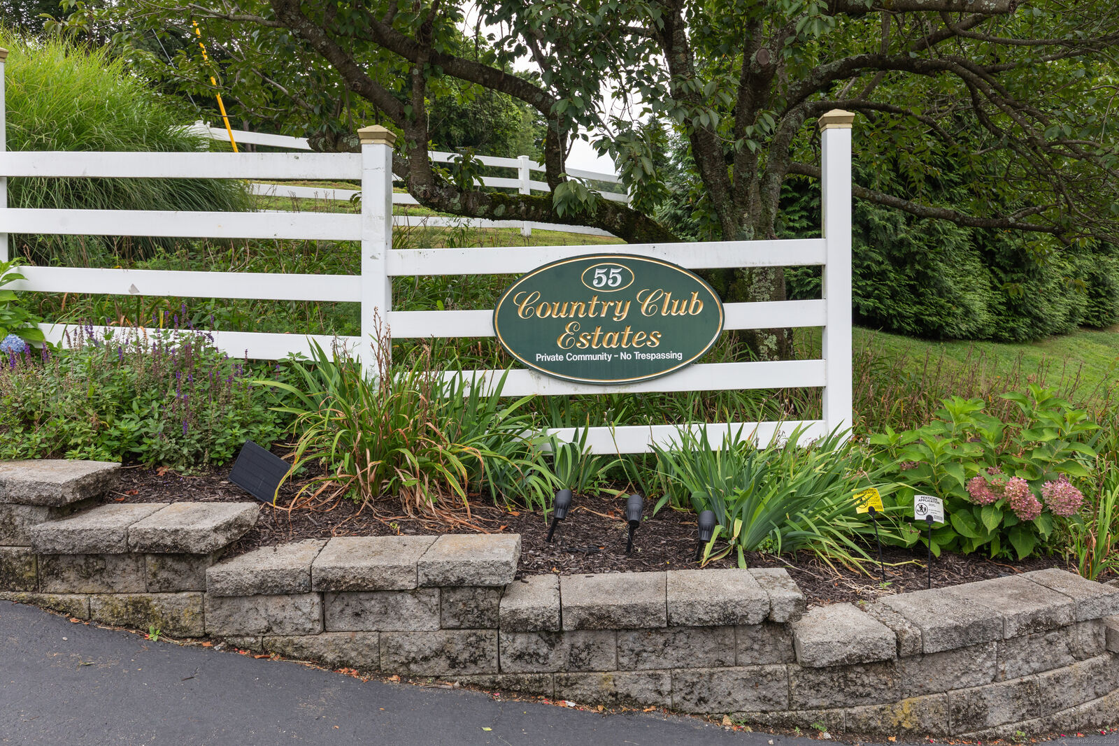 Property Photo: 55 Porter Avenue Apt 4A CT 06770