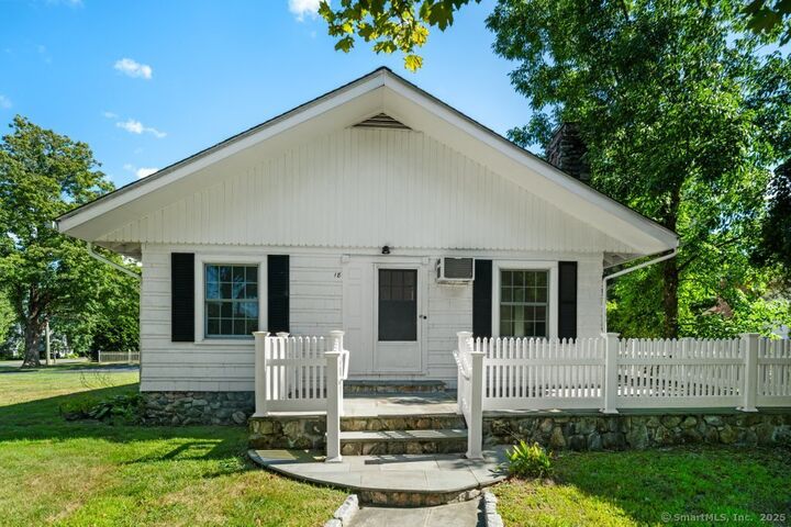 Property Photo: 18 Glover Avenue CT 06470