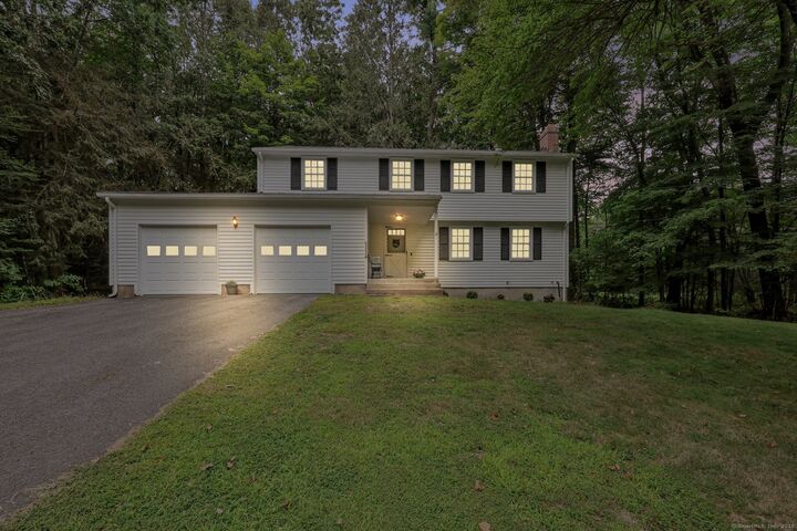 15 Butternut Lane  Simsbury CT 06089 photo
