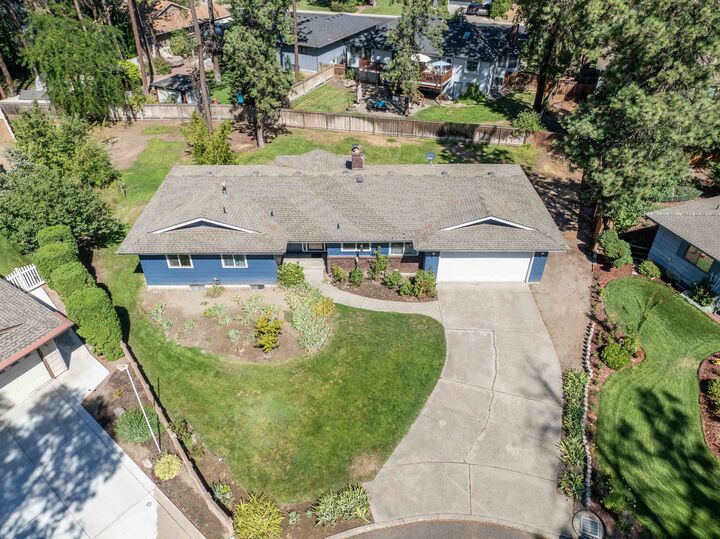 Property Photo:  5220 W Pinedale Ct  WA 99208 